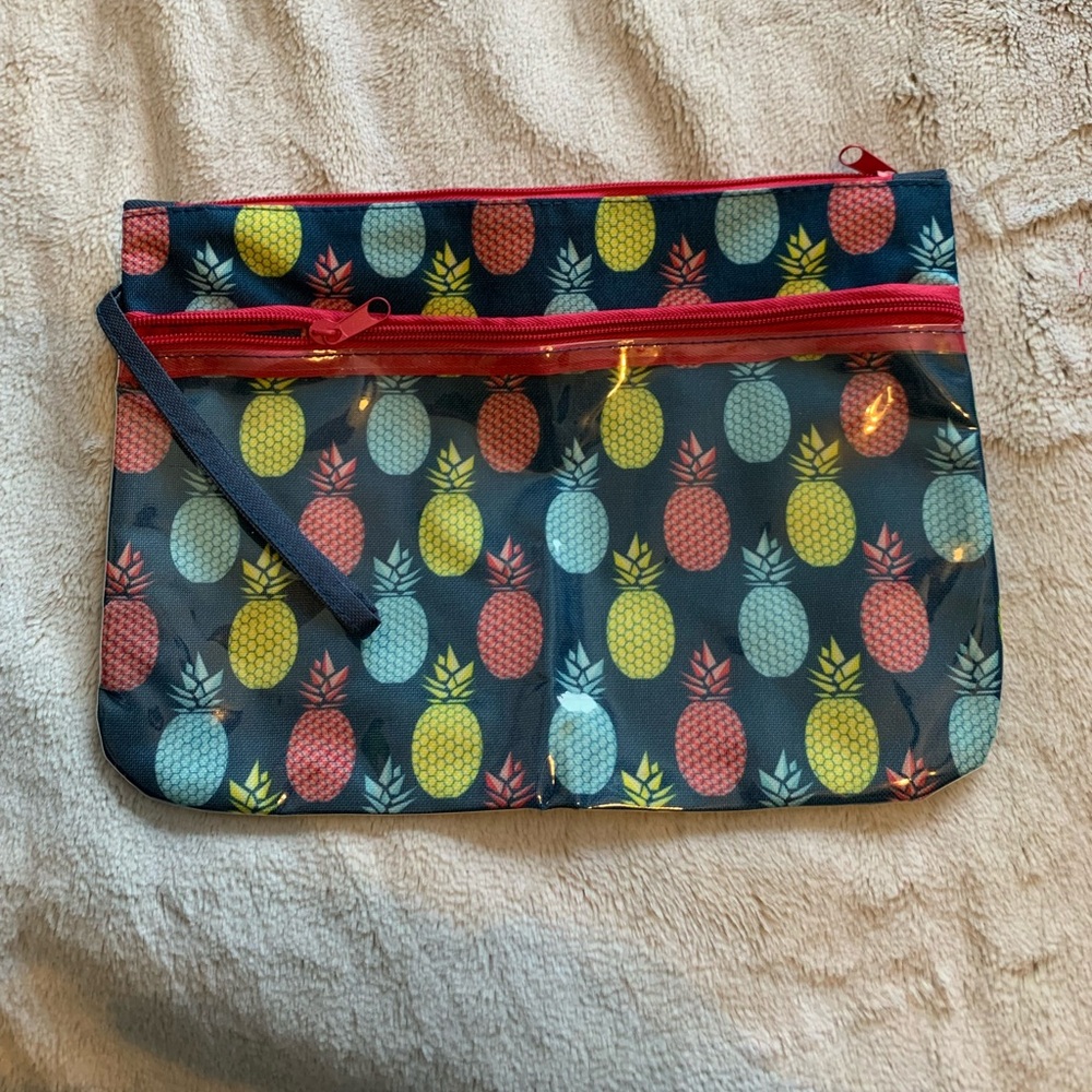 Waterproof Travel bag pineapple print